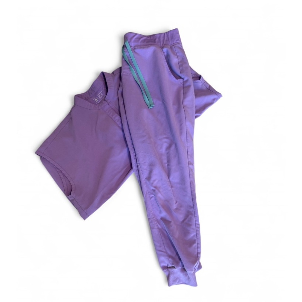 Women’s FIGS scrubs - Lilac Dawn